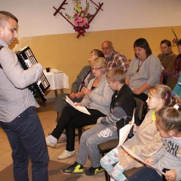 Warsztaty Muzyczne w Brzegach Dolnych prowadzone przez Tomasza Grzebienia