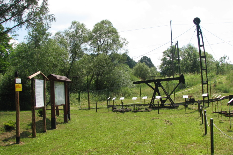 The Mini-Museum of Oil Mining 